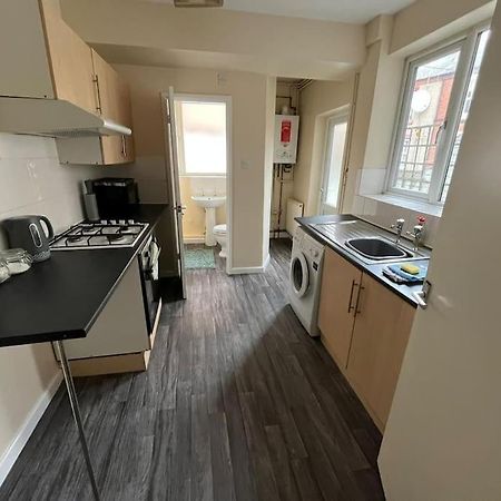 Апартаменти Flat 1, 67 Colwick Road Ng2 4Al Ноттінгем Екстер'єр фото