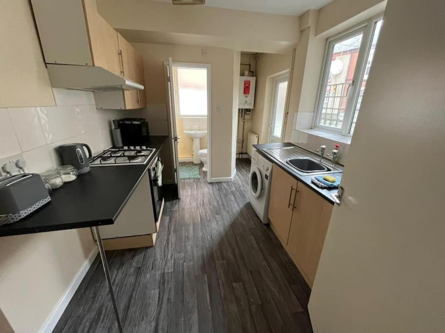 Апартаменти Flat 1, 67 Colwick Road Ng2 4Al Ноттінгем Екстер'єр фото